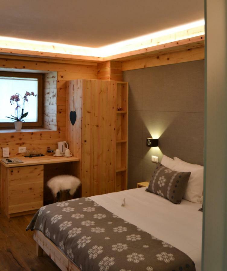 Borgo Antico Bed and Breakfast Sappada Buitenkant foto