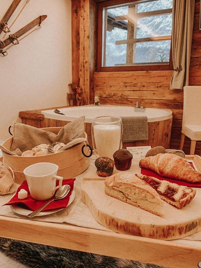 Borgo Antico Bed and Breakfast Sappada Buitenkant foto